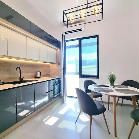 Bright & Modern Luxury Family Apartment Burgas City
